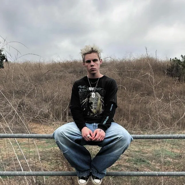 The Kid Laroi - Sorry (Music Video)