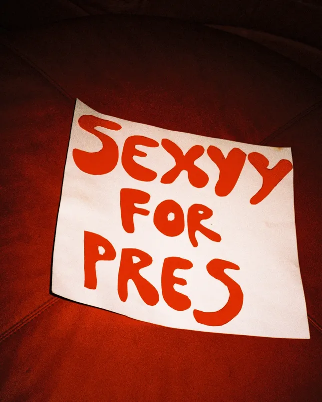 SEXYY RED “Sexy 4 President” Tour Campaign BTS Photos
