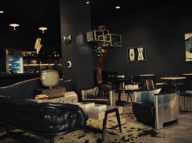 Coffee shop Ad