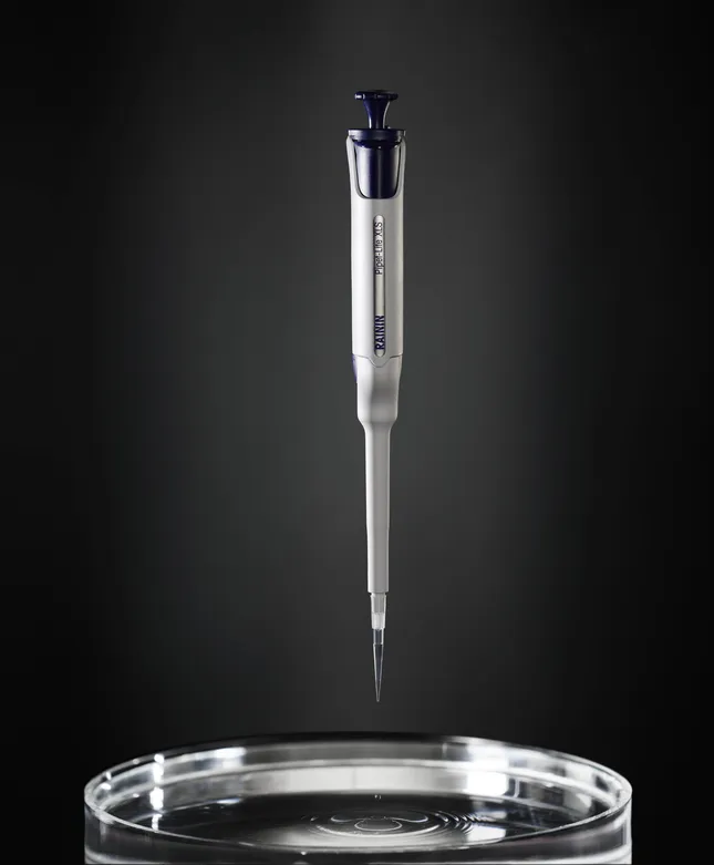 RAININ Pipettes with physics