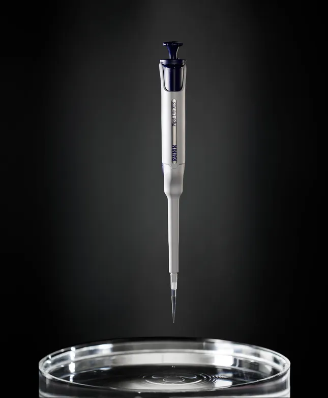 RAININ Pipettes with physics