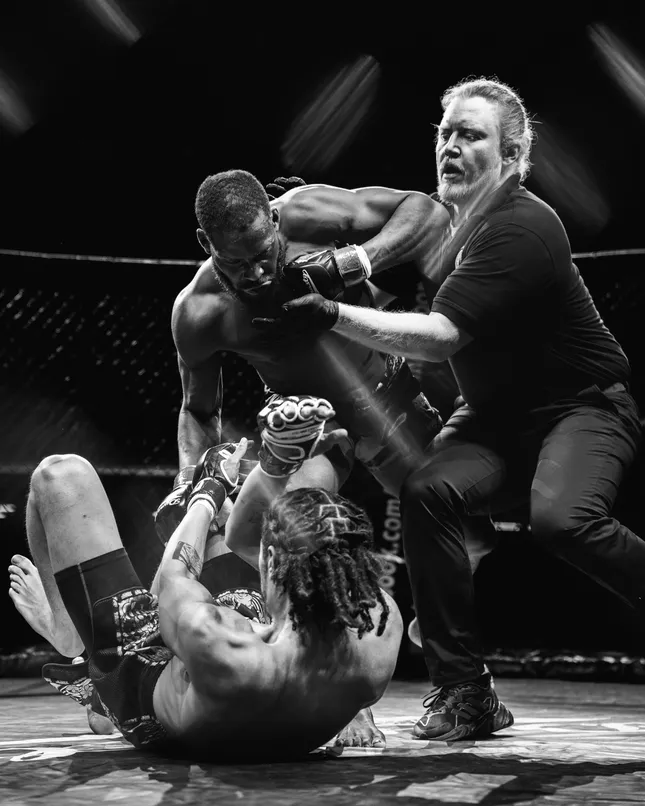 MMA in B&W