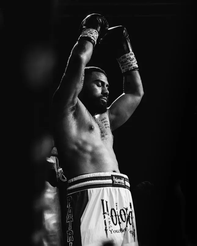 Boxing B&W
