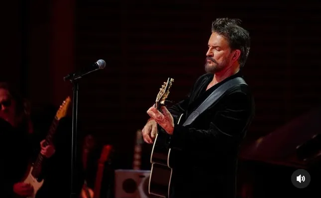 Makeup for Ricardo Arjona - “Seco” launch