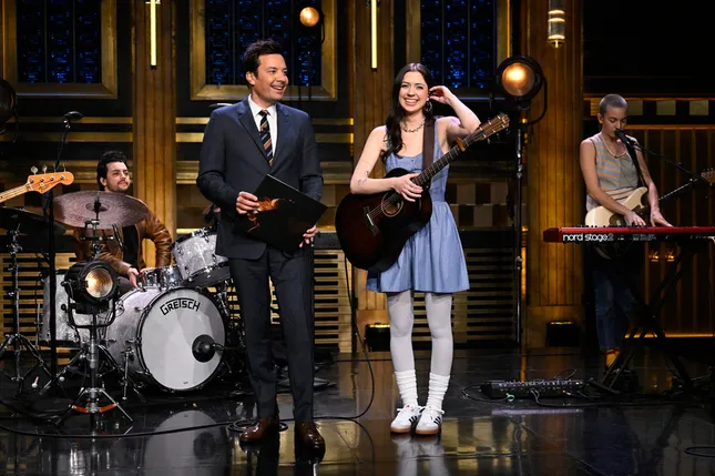 Lizzy McAlpine’s Performance on Jimmy Fallon