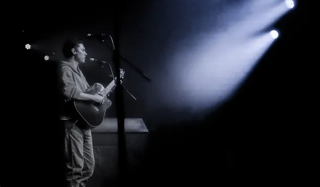 Paul Dally @ The Lodge Room