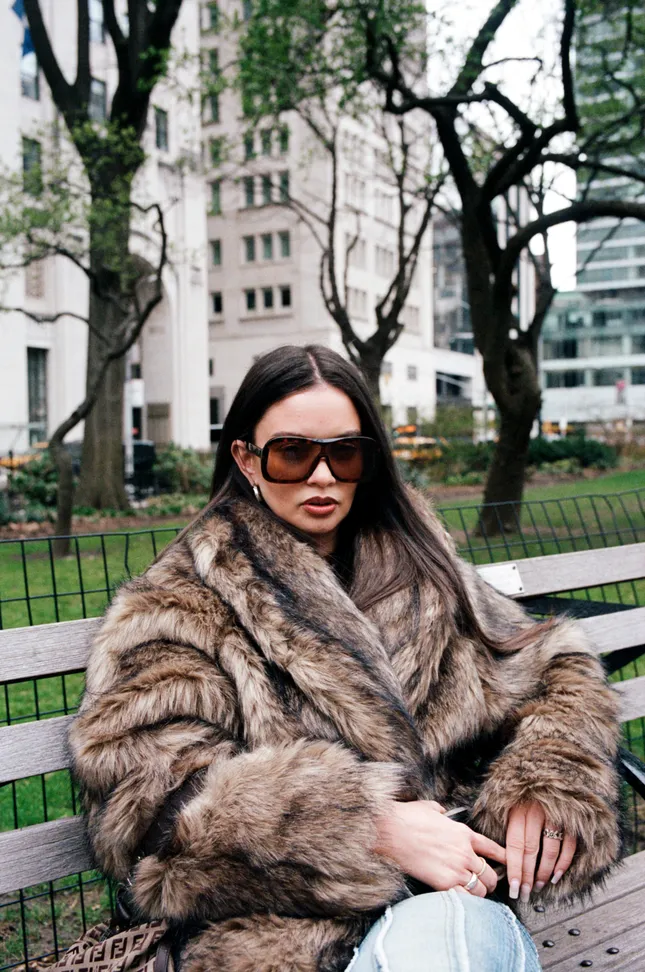 Sabrina Claudio- Press Photos
