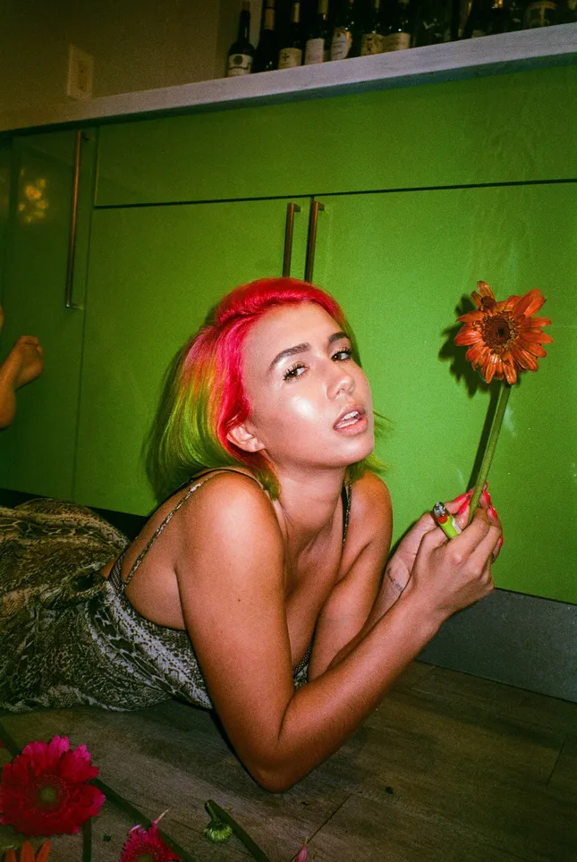 35MM FILM BY LONDON
