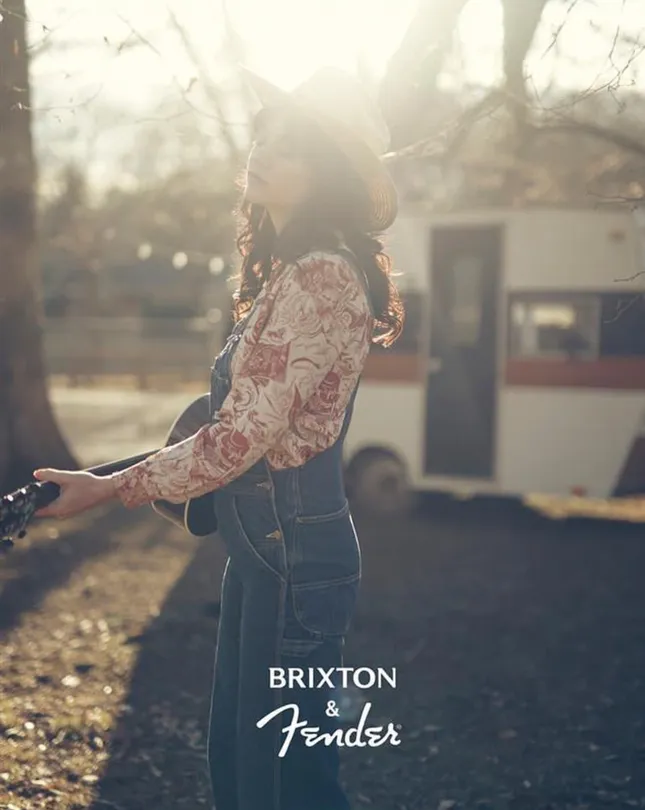 Fender x Nikki Lane