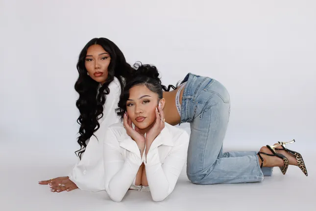 bestie shoot for Nioami and Oniah🤍