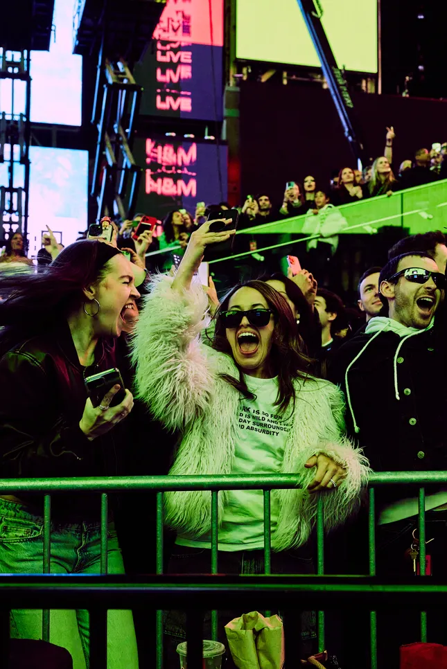 H&M NYC - Charli xcx Times Square
