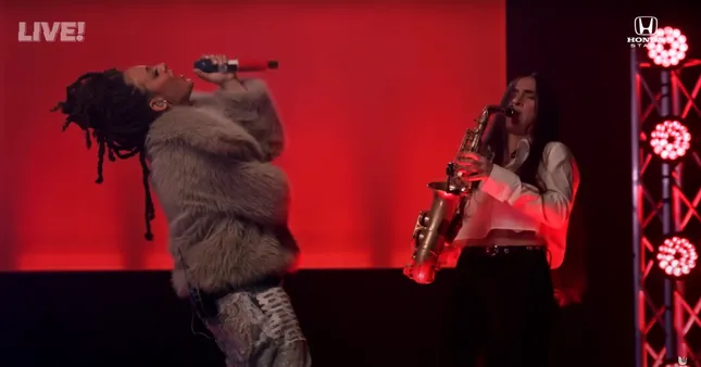 La Gabi live performance UFORIA
