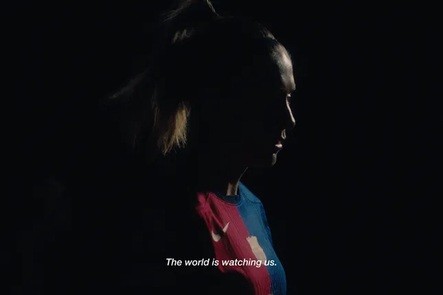 FC Barcelona - El Món Ens Mira