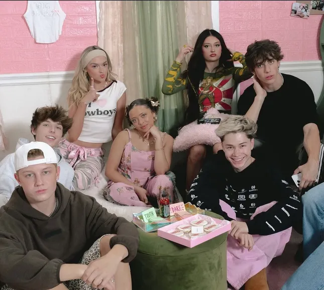 Girl Talk S2 Episode 54