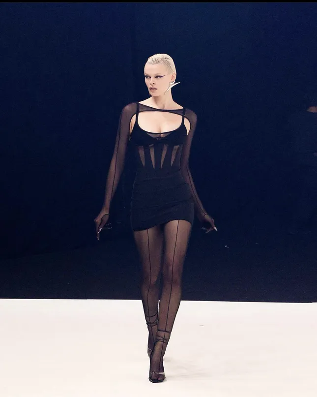 Mugler X H&M 2023 fashion show