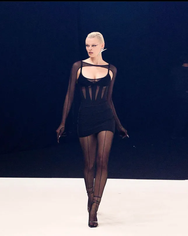 Mugler X H&M 2023 fashion show