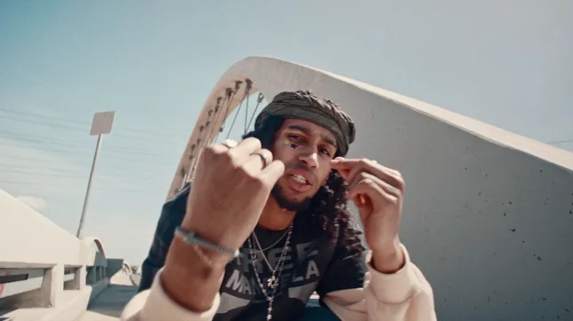 Oble Reed ft. Femdot. - Aim-Hi (Official Video)