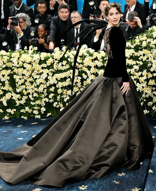 LANA DEL REY x Met Gala 2025