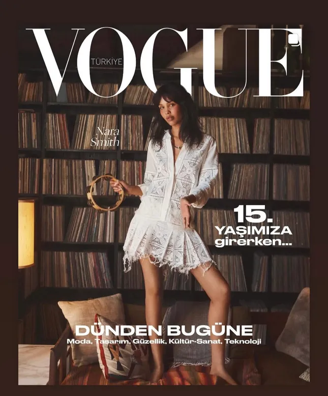 VOGUE TURKIYE LOEWE COVER x NARA SMITH, 05/25