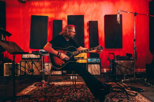 Barry Gibb | Greenfields Album Promo