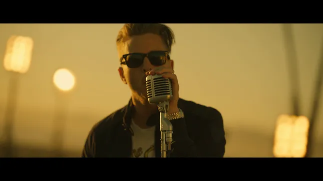One Republic / I Ain't Worried
