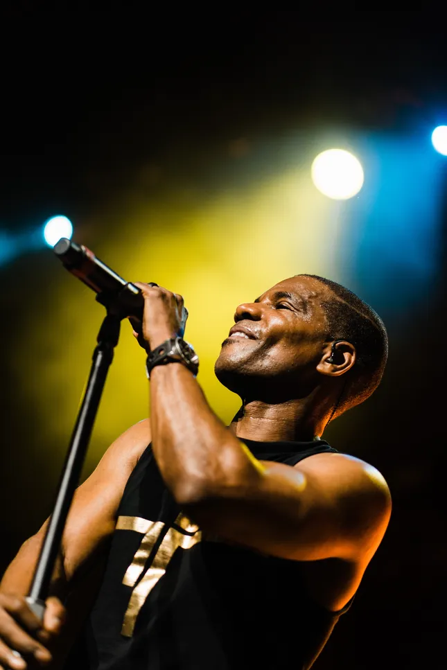 Kirk Franklin (live, laugh, love tour)