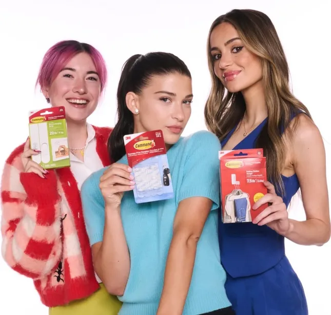 “Sticking with Style” Back to College Campaign - Command 3M