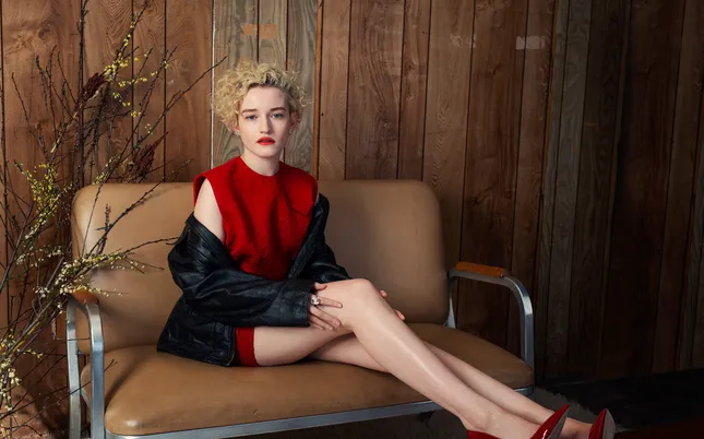 Marie Claire Aus | Julia Garner