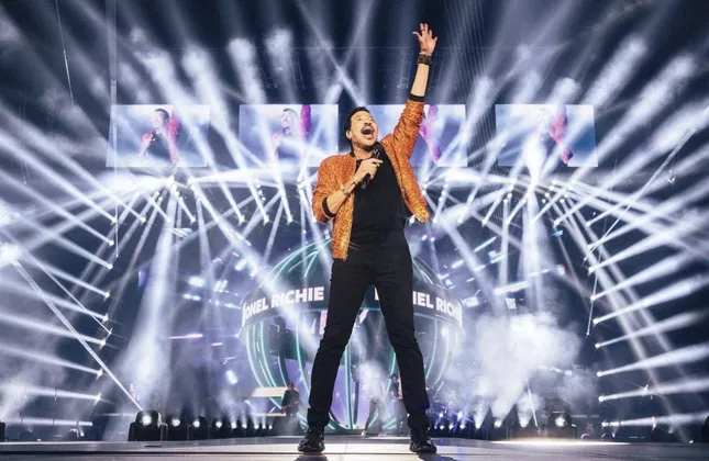 Lionel Richie at the Forum