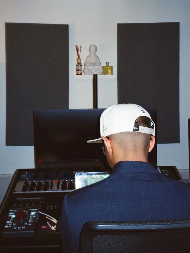 Studio & Streets: Music Producer Portraits
