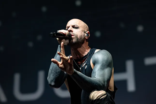 Daughtry 🎸🤘🏼🔥 & Crowd
