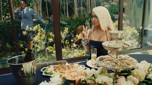 Saweetie - boffum (Official Music Video)
