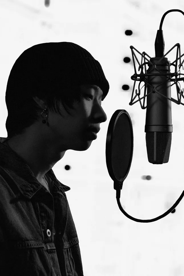 KESHI “BESIDE YOU” (LIVE)