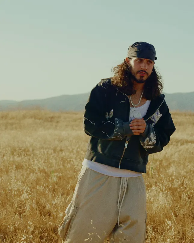 RUSS - Wild Listening Experience