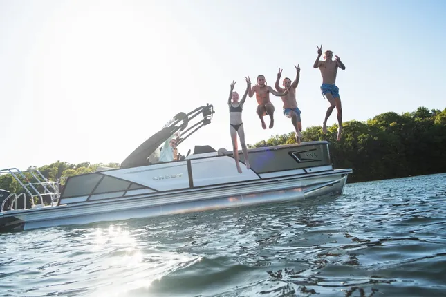 Crest Boats