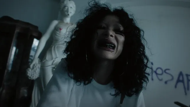 Molly Santana | "Out My Body" MV