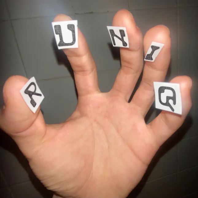 Typeface design – 'Runiq'