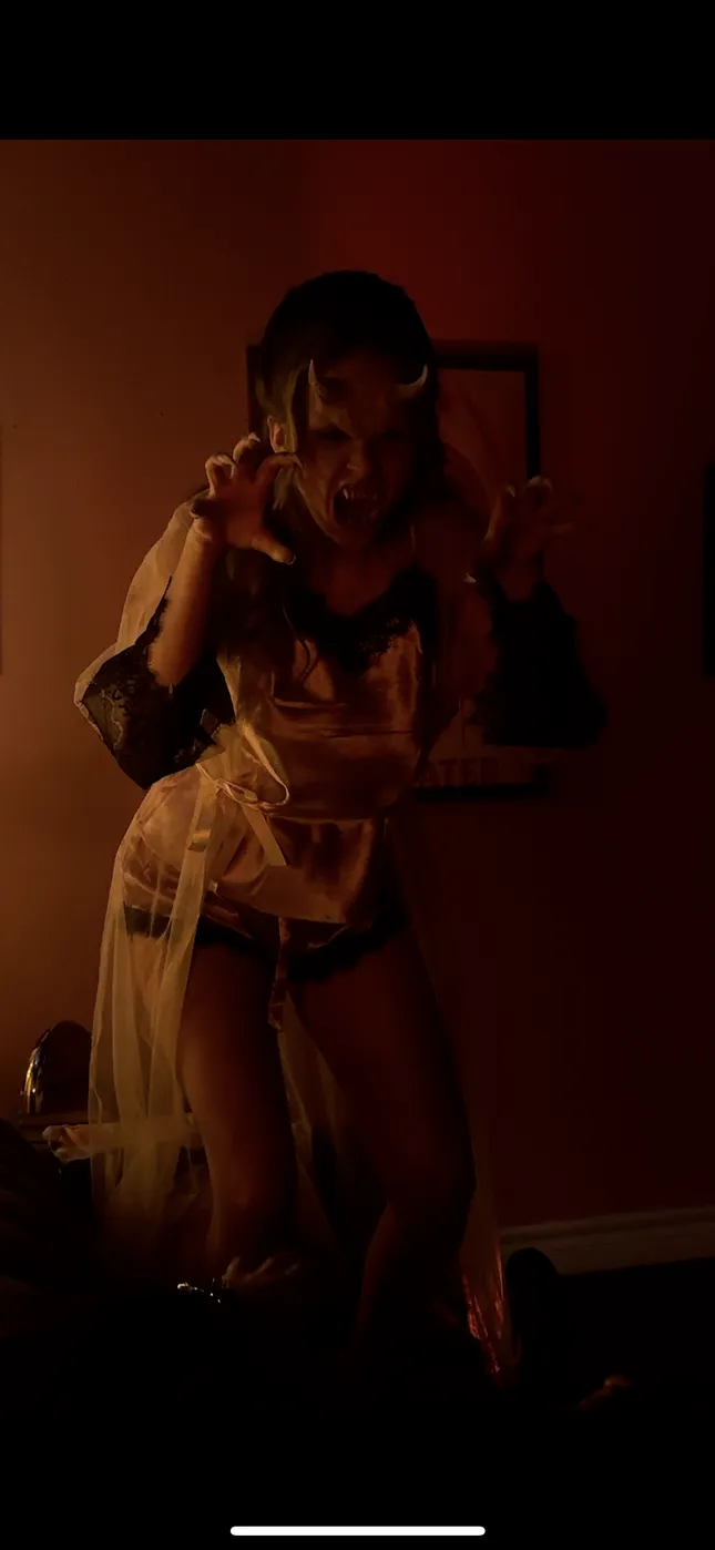 MANEATER ( BTS )