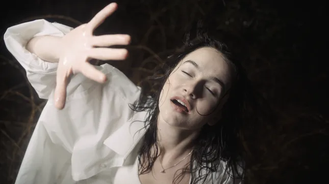 MARIS - “Heavenly Bodies”