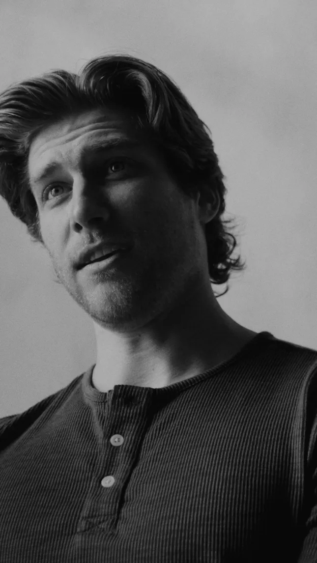 A Glimpse of, Ian