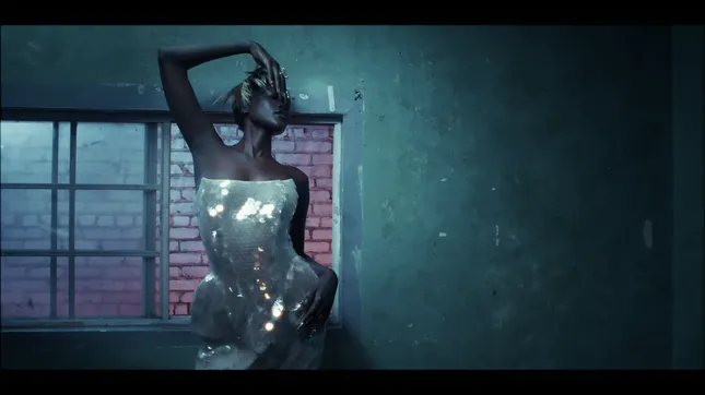 Schön Magazine feature “Dead City Darlings”, Jan 2026