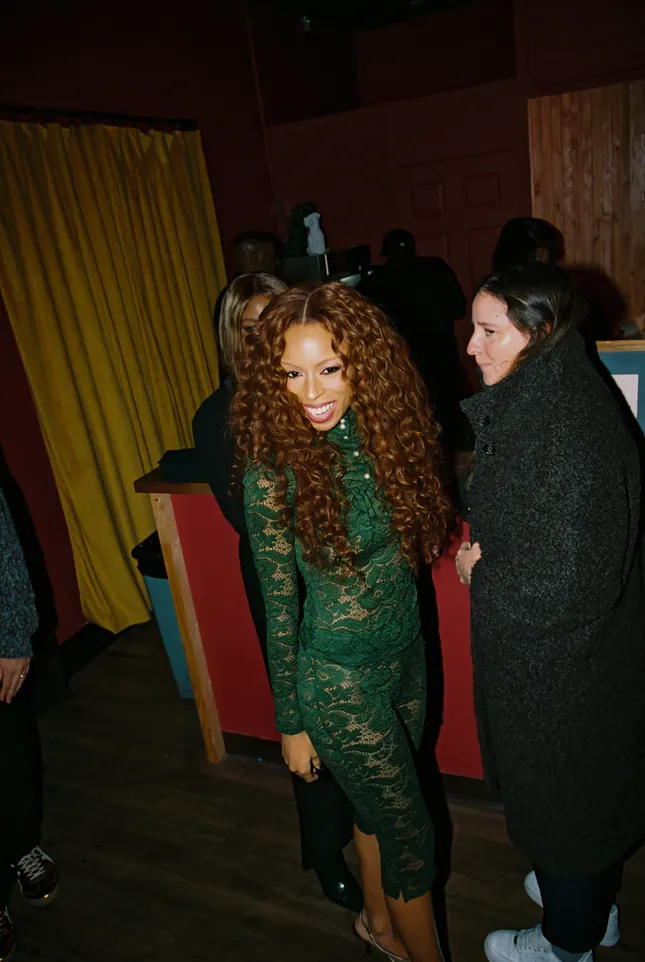 Ravyn Lenae x Atlantic Records Holiday Dinner