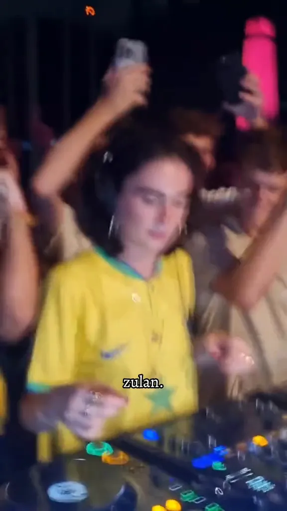 @zufannnnnn Zulan Fan Account