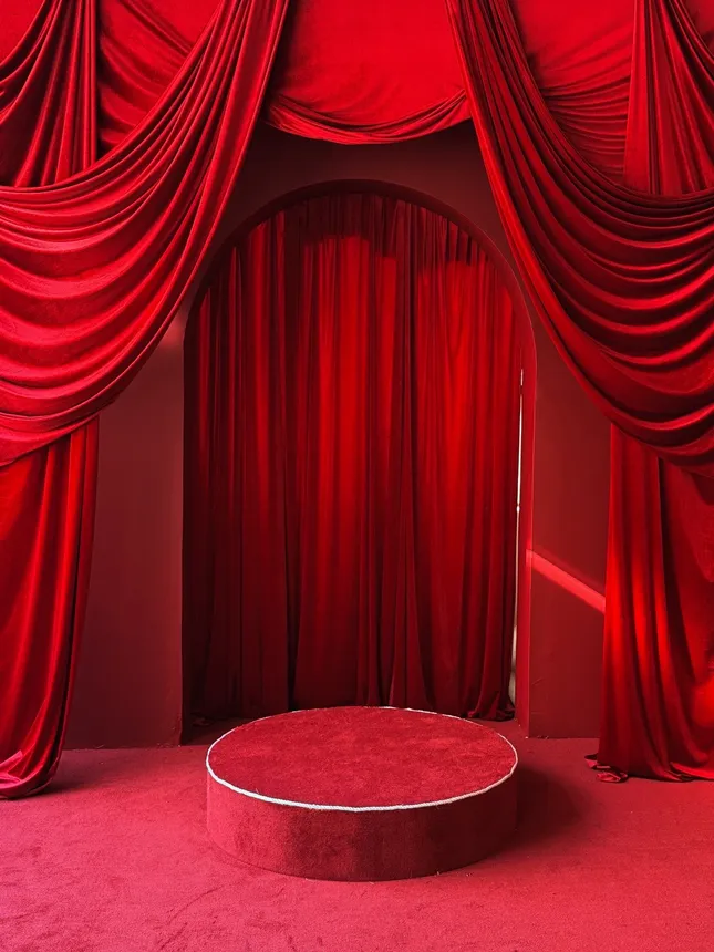 Red room