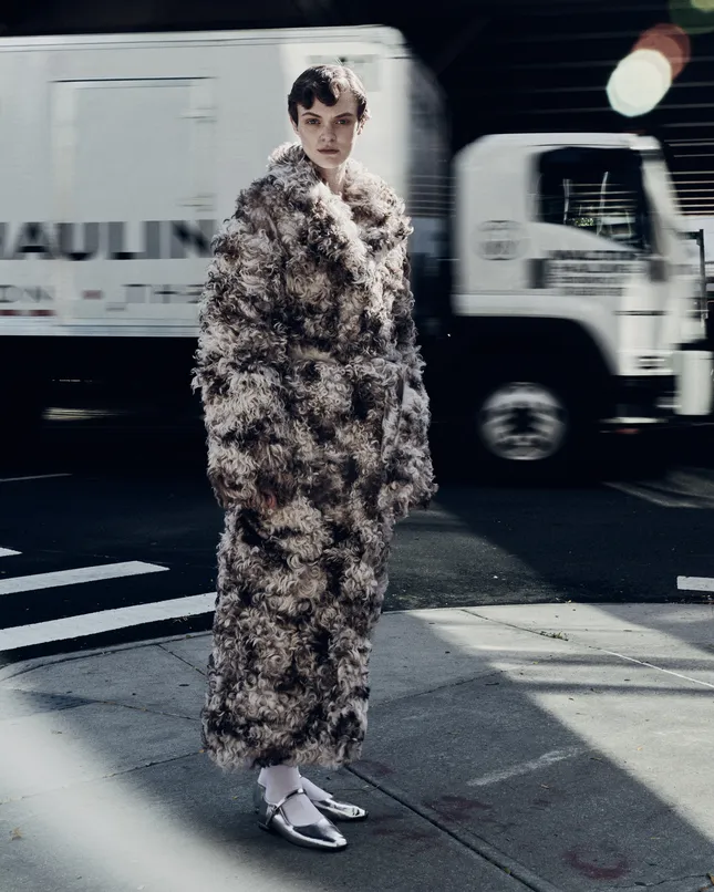 GRAY - SCHÖN! MAGAZINE