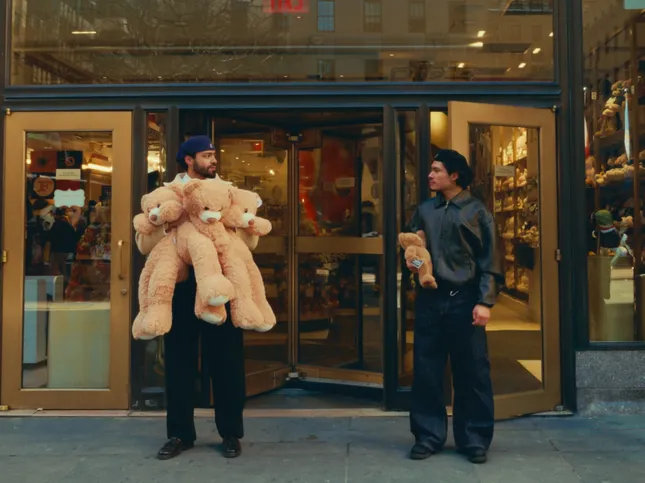 What makes the perfect Valentines Day gift? EP 02 for Dariel Amant