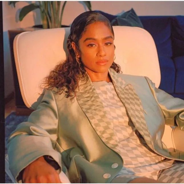 Vashtie for Neu Neu