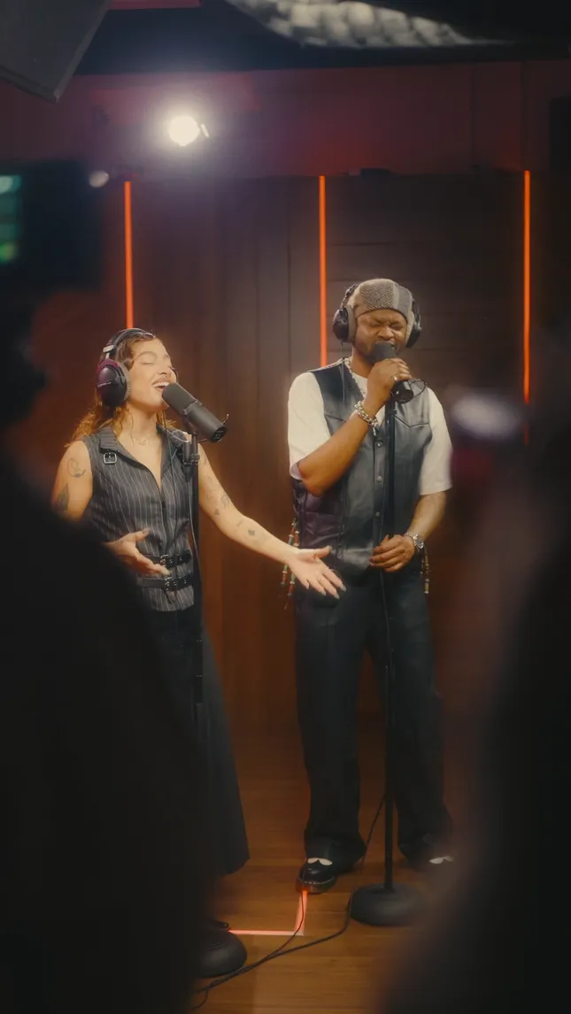 Kiana Ledé  X Genius