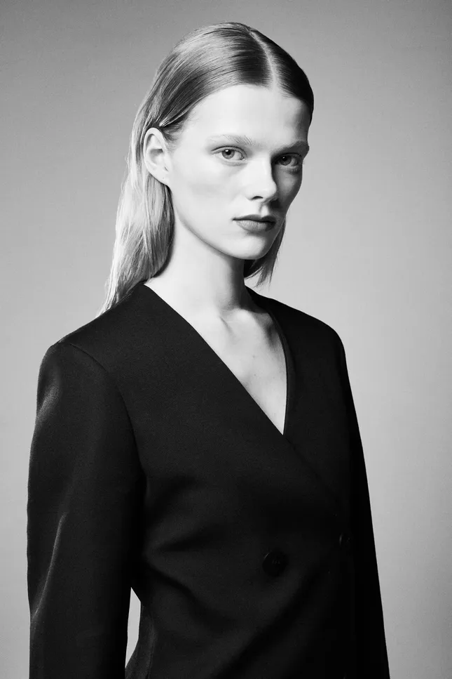 Sophia, b&w
