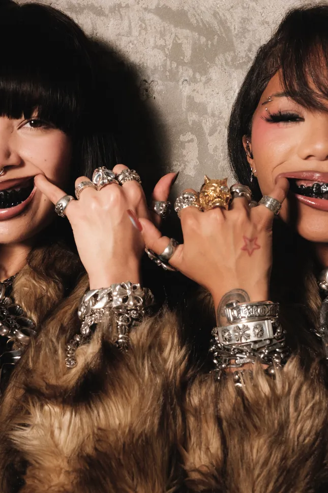 Molly Santana x Suki
